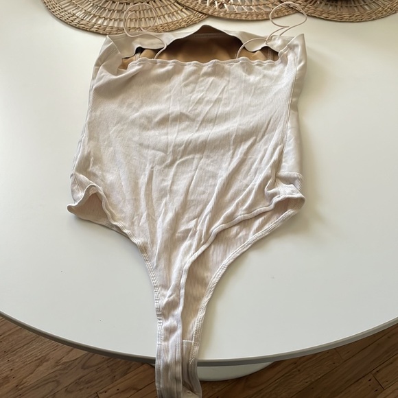 Heartloom cream bodysuit - Picture 3 of 4